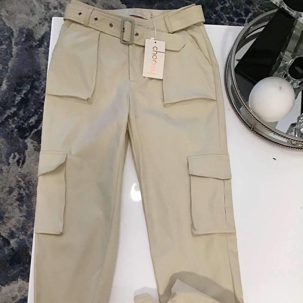 Cargo high waist pants by Chossy